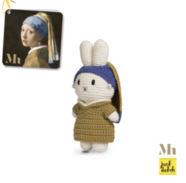 nijntje handmade en haar meisje met de parel outfit