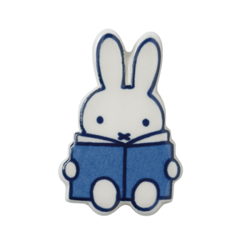 Delft Blue magnet miffy reads