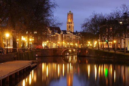 Donker Utrecht foto Weerdsingel met Domtoren