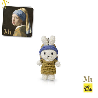 nijntje handmade sleutelhanger girl with the pearl earring outfit,