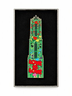 Domtoren pin Silly street hearts 
