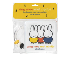 Badboekje zing mee met nijntje met rammelaar Badboekje zing mee met nijntje met rammelaar