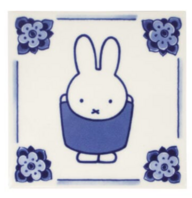 Royal Delft tegel nijntje juichend