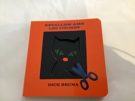 Catalaans boekje knippen met de schaar bij Dick bruna Catalaans boekje knippen met de schaar bij Dick bruna